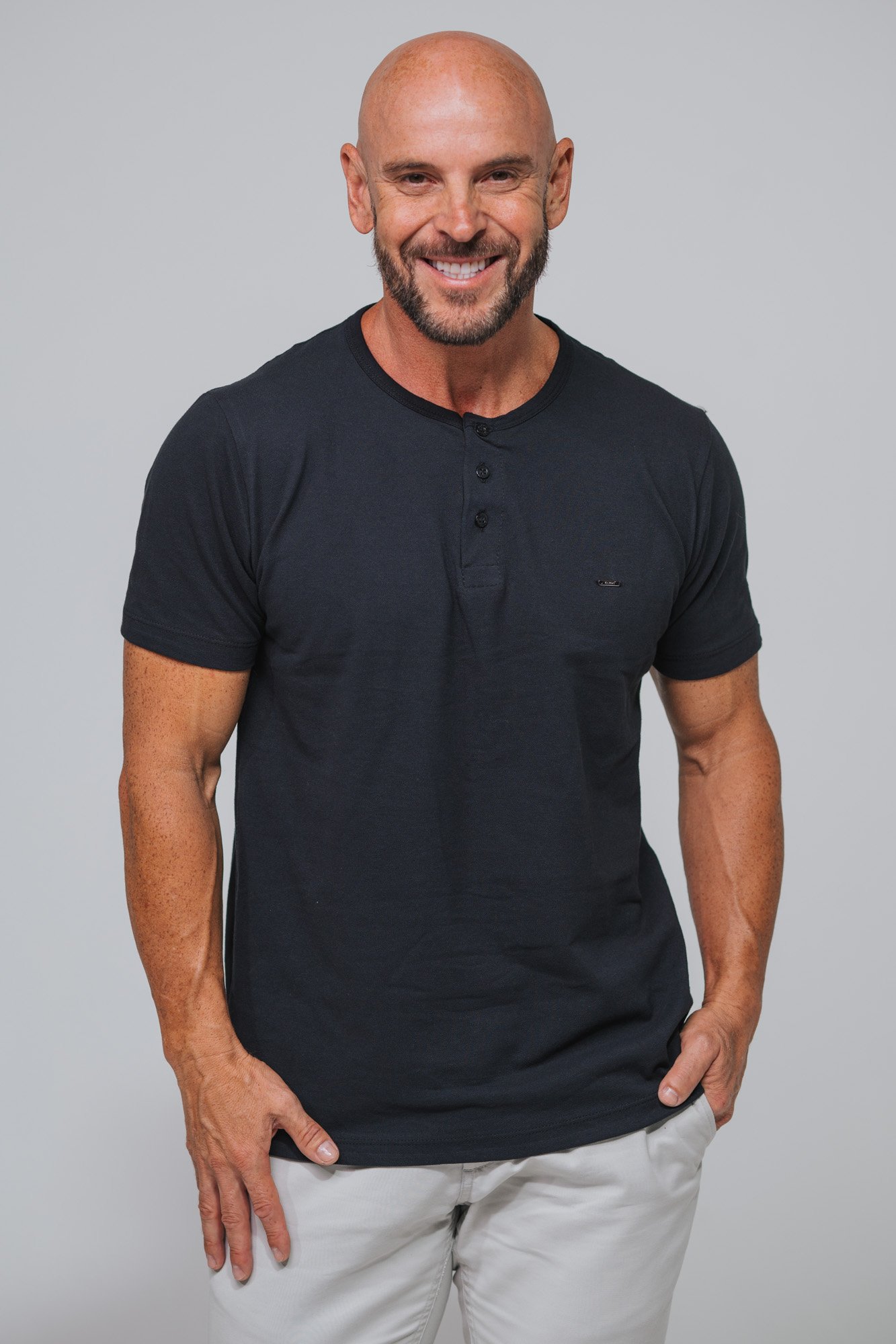 Camiseta Henley Signature